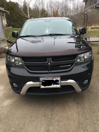 FULLY LOADED Dodge Journey Crossroad 2015-REDUCED!