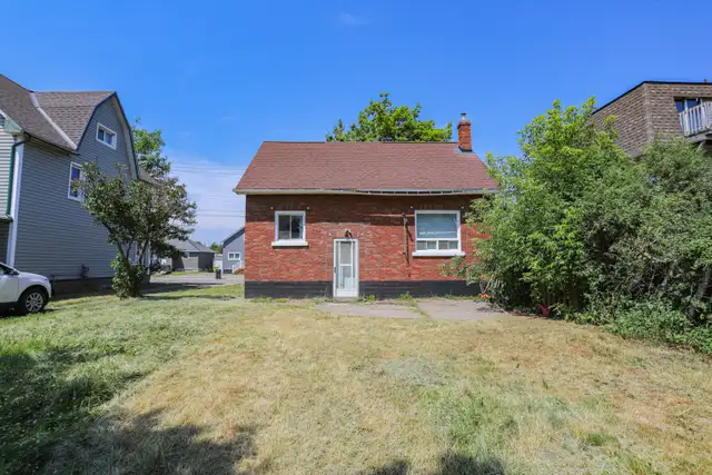 Rent-to-Own This Sault Ste. Marie Brick Home in Long Term Rentals in Sault Ste. Marie - Image 10