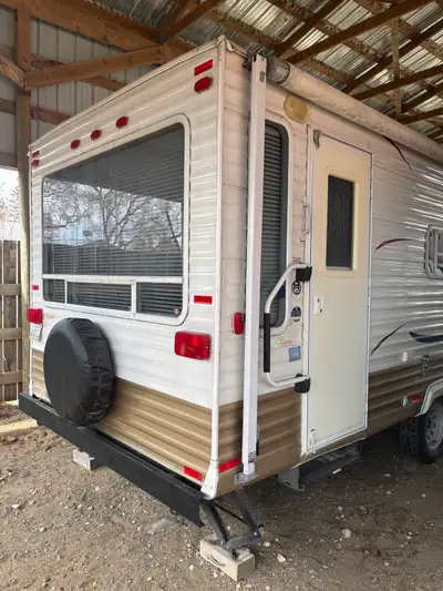 I'm selling a used travel trailer that's perfect for your next adventure! It features a cozy interio...