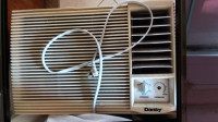 Climatiseur à vendre Danby  / Danby Air conditioner