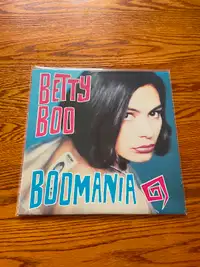 Betty Boo - 'Boomania' Original Black Vinyl LP