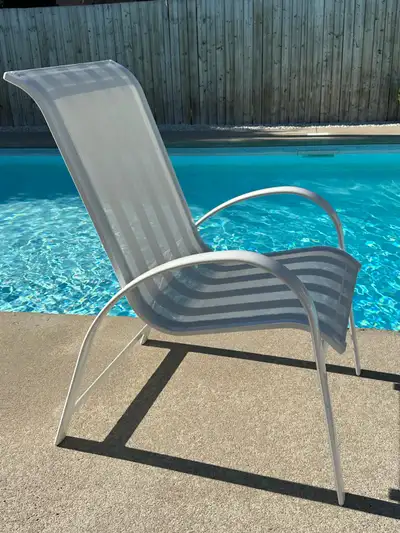 4 chaises de patio Comme neuf - haut qualité, séchage rapide, résistant aux UV et à la décoloration,...