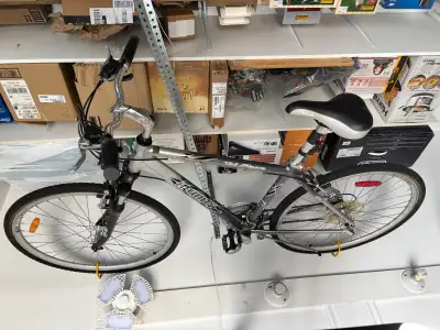 NEW - Infinity Val d'Isere Aluminium Hybrid Bike, 26 in, View more
