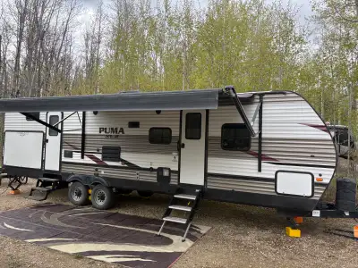 2021 Puma XLE Light 31 BHSC bumper pull trailer. Camper is used but in great condition. Only been to...