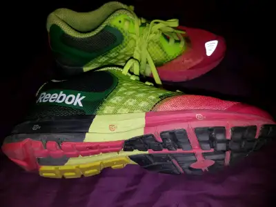 REEBOK ONE GUIDE SHOES WOMAN'S  SIZE 6.5, View more