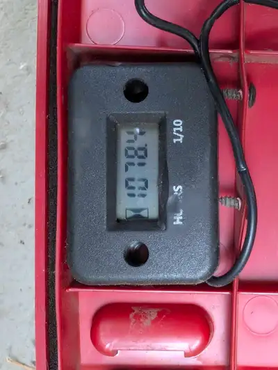 Honda Generator EU2000i inverter used for 2 summers camping. In great working order with regular oil...