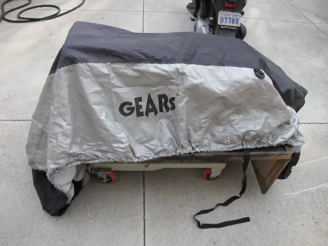 GEARS Motorcycles Cover in Motorcycle Parts & Accessories in Hamilton - Image 2