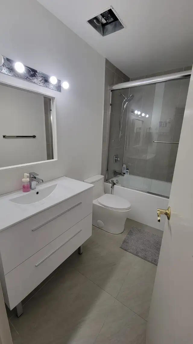  Townhouse for Rent in Newton, Surrey – 3 Beds | 1.5 Baths in Long Term Rentals in Delta/Surrey/Langley - Image 16