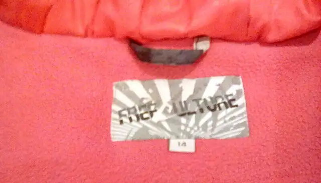 Manteau automne hiver 14 ans Winter spring coat in Kids & Youth in Laval / North Shore - Image 7