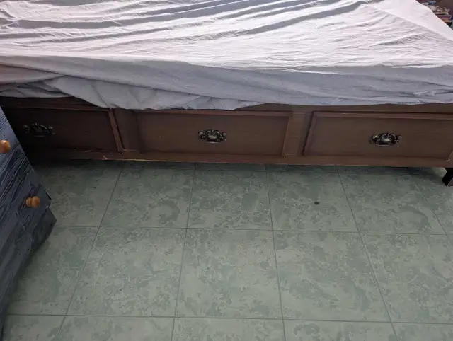 ✨ ENSEMBLE DE 2 LITS EN BOIS MASSIF – QUALITÉ SUPÉRIEURE ✨ in Beds & Mattresses in Sherbrooke - Image 6