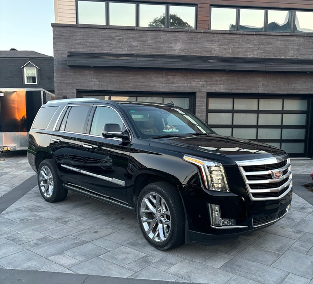 Cadillac Escalade, V8, 6.2 Litres, modèle de luxe