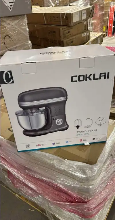 Brand New....pickup preferable Neuf dans la boîte New in the box Batteur électrique sur pied, mélang...