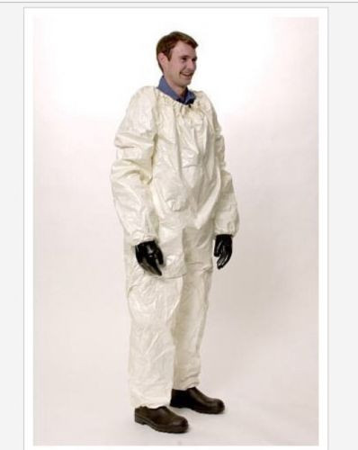 lot of 60+ Safety protective suits overalls coveralls in Other Business & Industrial in Markham / York Region - Image 2
