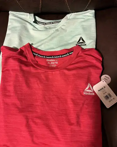 BRAND NEW MEN’S REEBOK T-SHIRTS (2), View more