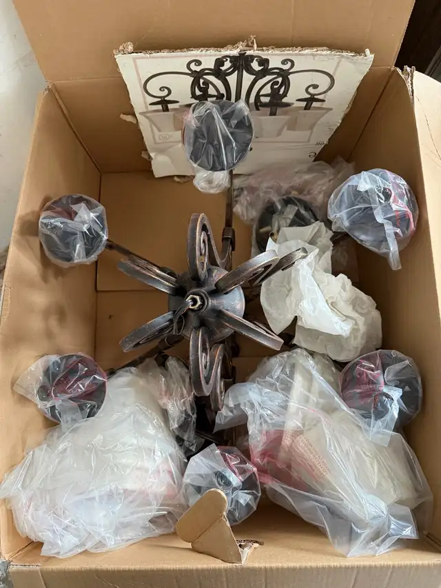 New chandelier with small shades in Indoor Lighting & Fans in Mississauga / Peel Region - Image 4