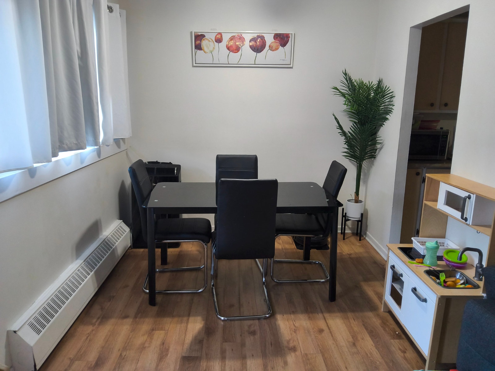 Cession de bail  4 1/2 dispo - Beauport G1E3R9 (mois gratuits) — photo 3