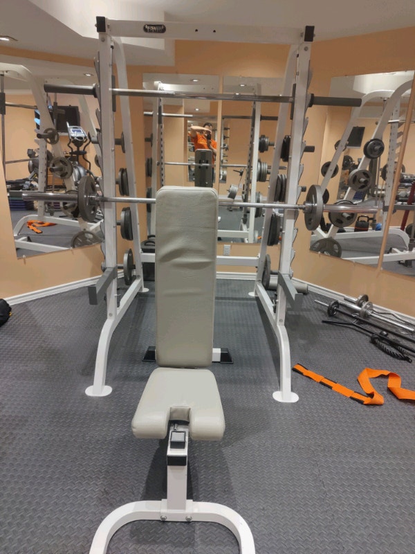 Keys fitness (body solid) light commercial fid bench Exercise Equipment Ottawa Kijiji