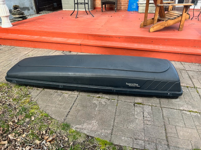Thule Karrite Galaxy roofbox in Other Parts & Accessories in City of Toronto