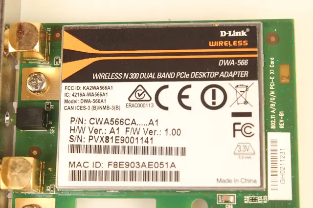 D-LINK WIRELESS N300 DUAL BAND PCI EXPRESS DESKTOP ADAPTER DWA-5 in Networking in City of Toronto - Image 5