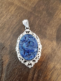Lapis Lazuli gemstone pendant- NEW