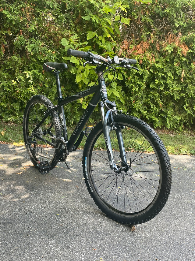 trek alpha superlight