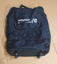 Foldable luggage bag with wheels 