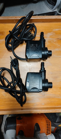 Pair of Hydroponic Eco 264 submersible pump, water fountain etc