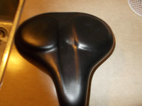 Big spring bicycle seat  MINT CONDITION