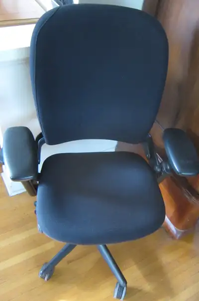 Steelcase Leap V1 office chair, View more