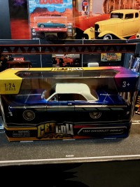 DIECAST CARS 1:24TH SCALE 
LOWRIDER 