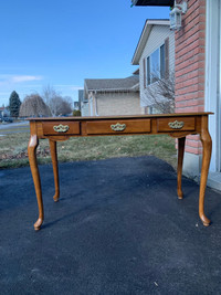 Entryway hall table 