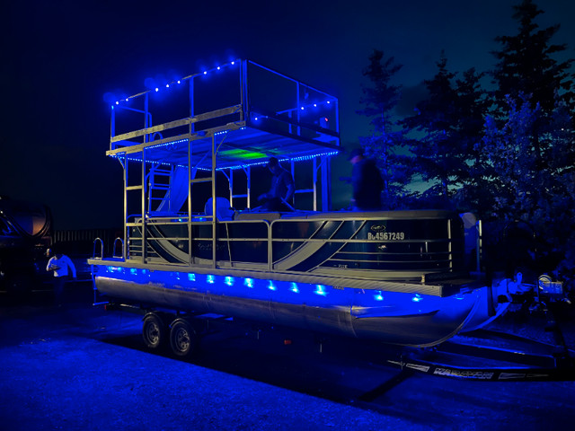 Pontoon with Upper Deck, Slide, Fridge, Sink, Bar, and More! in Powerboats & Motorboats in Calgary