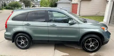 Must See CRV! Private Sale by original owner from new. No GST and No accidents! Yes, really, only 11...