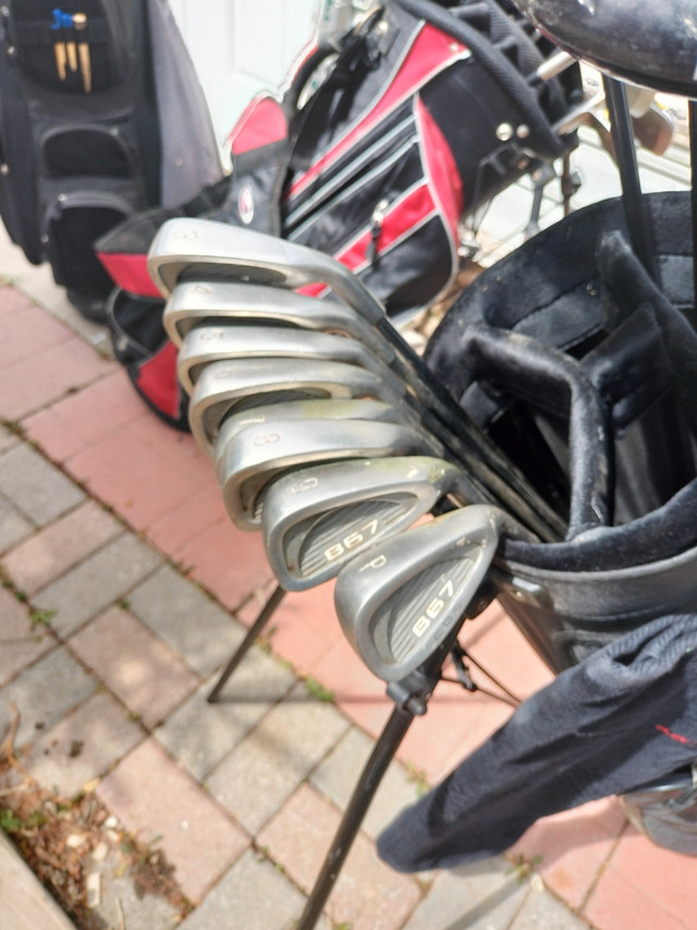 Full set Right Handed Clubs in Golf in Kawartha Lakes - Image 2