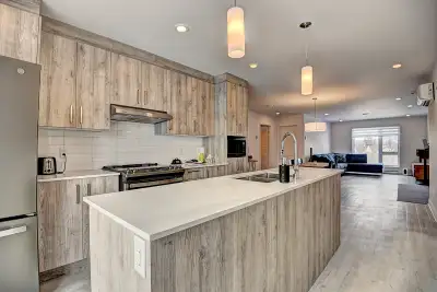 Constructions 2023 située au 210 de Vaudreuil, à Berthierville et au 131 Chemin de la Traverse à St-...