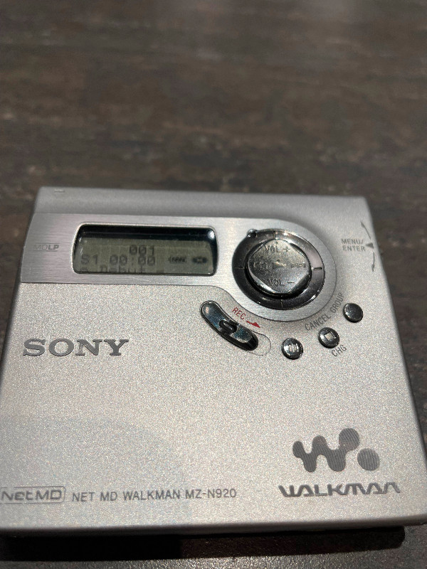 Sony NetMD MiniDisc Player/Recorder + MiniDiscs General Electronics
