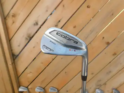 Right-hand Cobra Pro iron set, View more
