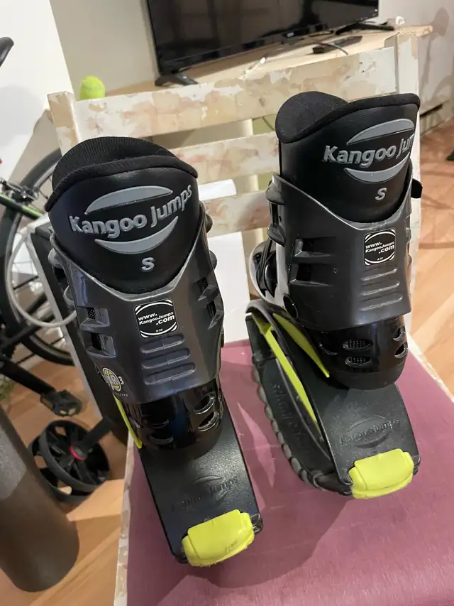 Kangoo Jumps in Skates & Blades in Longueuil / South Shore - Image 3