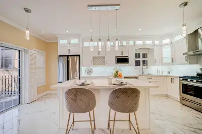 Rental : 4 Bedroom Detached Home, Finished Basement, Markham