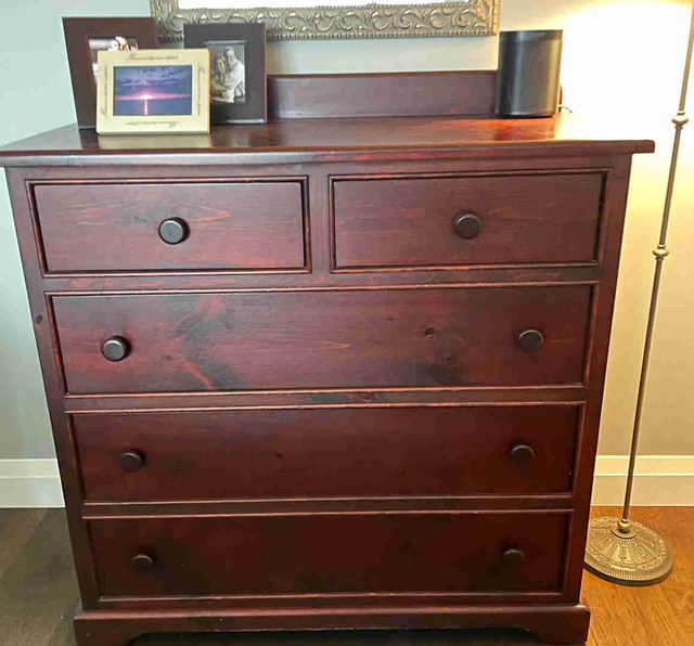 Bedroom Furniture - dresser - solid pine in Dressers & Wardrobes in Oakville / Halton Region