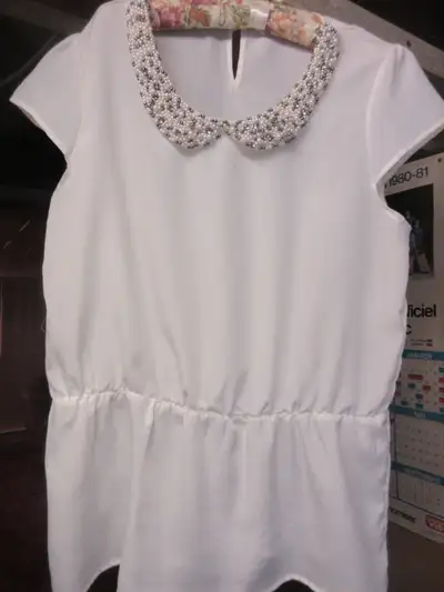 A  VENDRE, View more