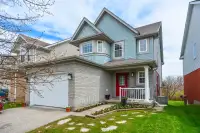 4 Bedroom + Den w/ 2.5 bath Ravine House in South End Guelph!