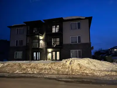 Rez-de-chaussée 5 1/2 libre 1 juillet prochain 1557 allée du crépuscule Drummondville secteur St-Nic...