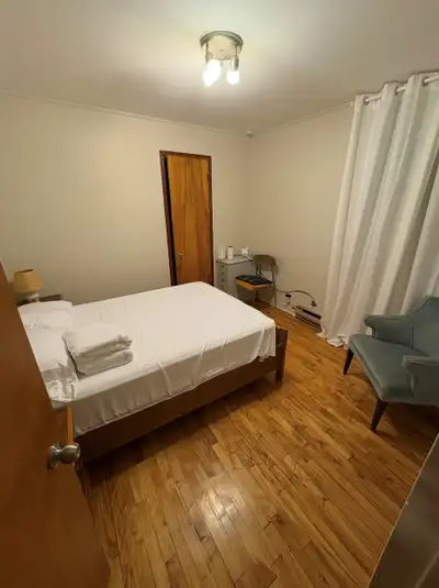 Room available for female student