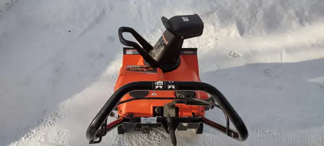 Souffleuse Ariens 522  (2010) in Snowblowers in Sept-Îles - Image 4