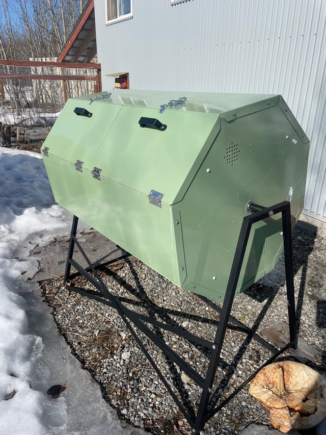 Joracan Composter in Other in Whitehorse - Image 2