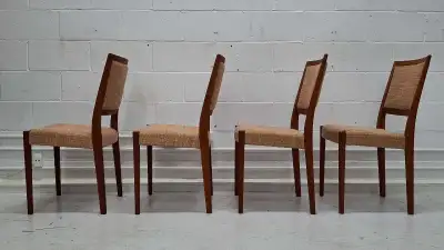 4 Chaises scandinave en teck mid-century restaurées , View more