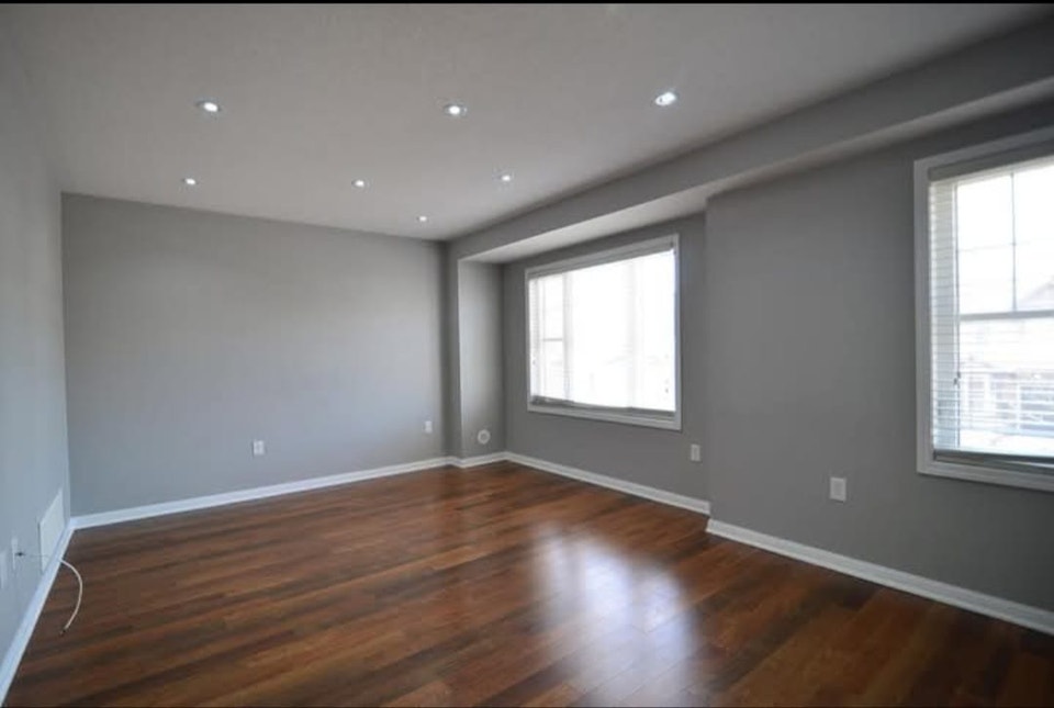 Townhouse for rent near Mt Pleasant Go Brampton 3