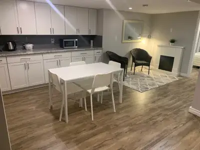 Room for rent in shared basement unit _ North End St.Catharines