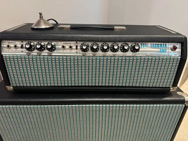 1967 Fender Dual Showman Tube Amp Head + 1x15 Cab in Amps & Pedals in Calgary - Image 3